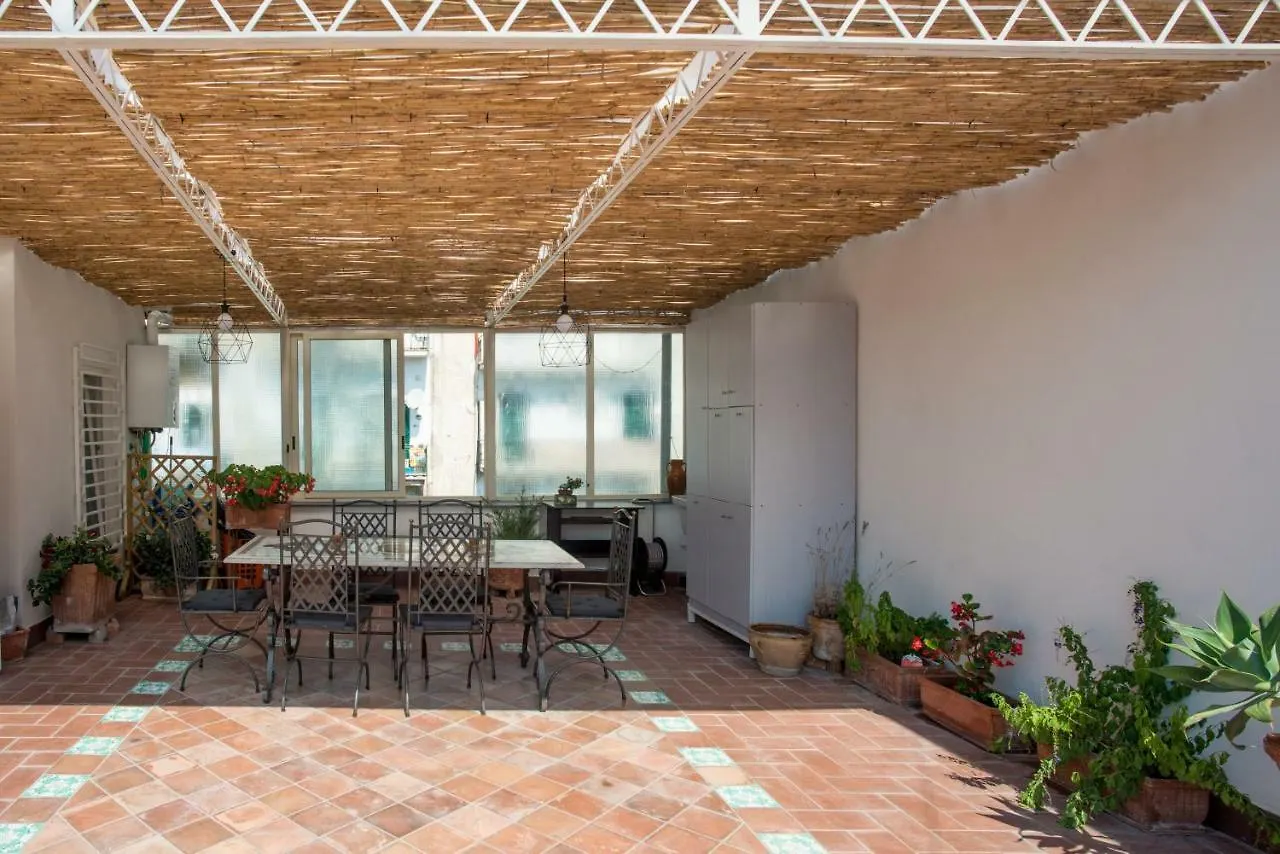 La Terrazza Di Roberta Appartement Napels